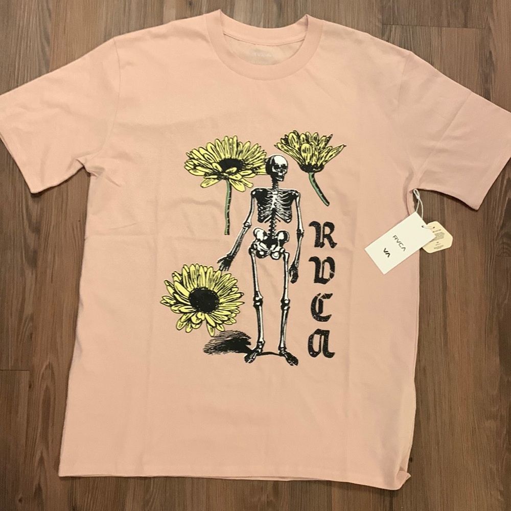 NWT RVCA Skeleton T Shirt